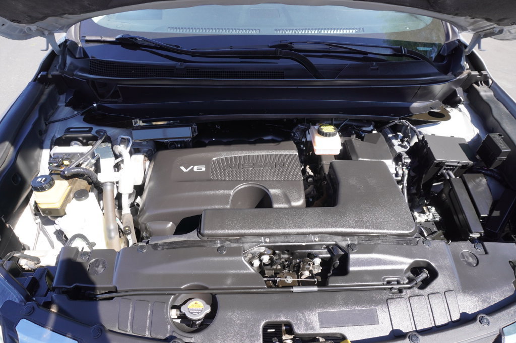 Certified 2020 Nissan Pathfinder SV FWD image 7