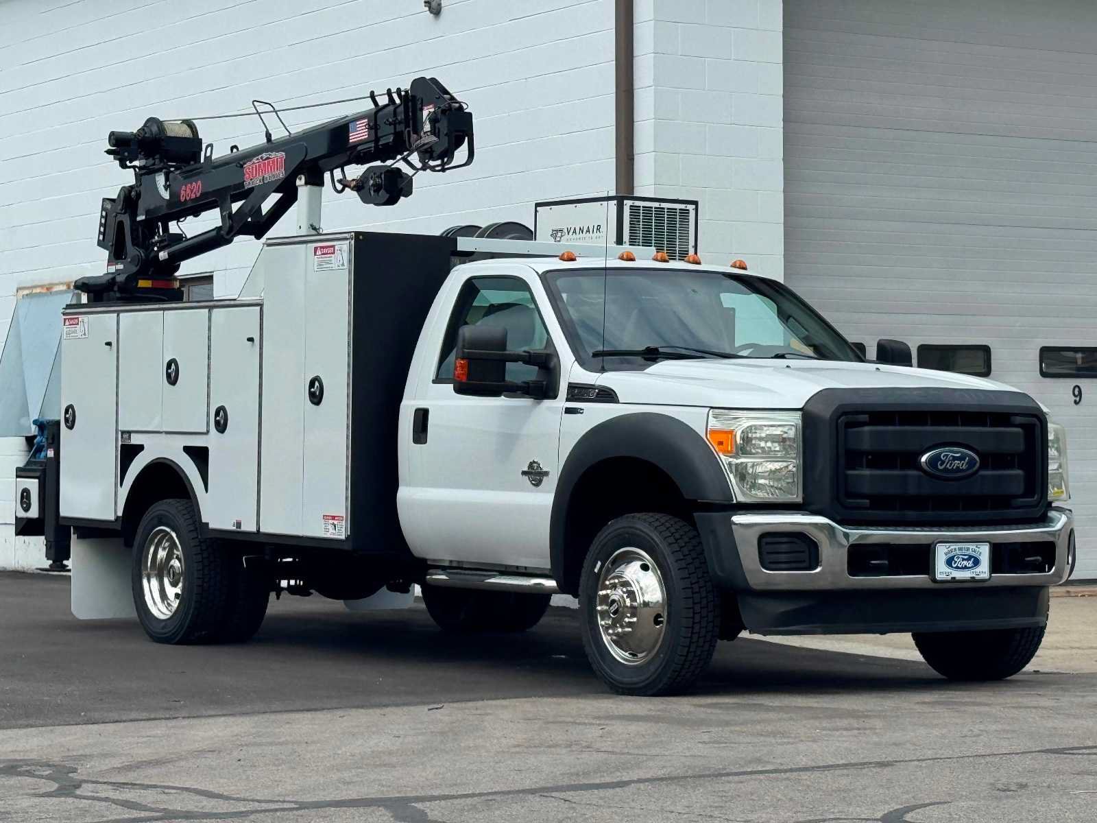 Used 2016 Ford F550 Luxury RWD image 2