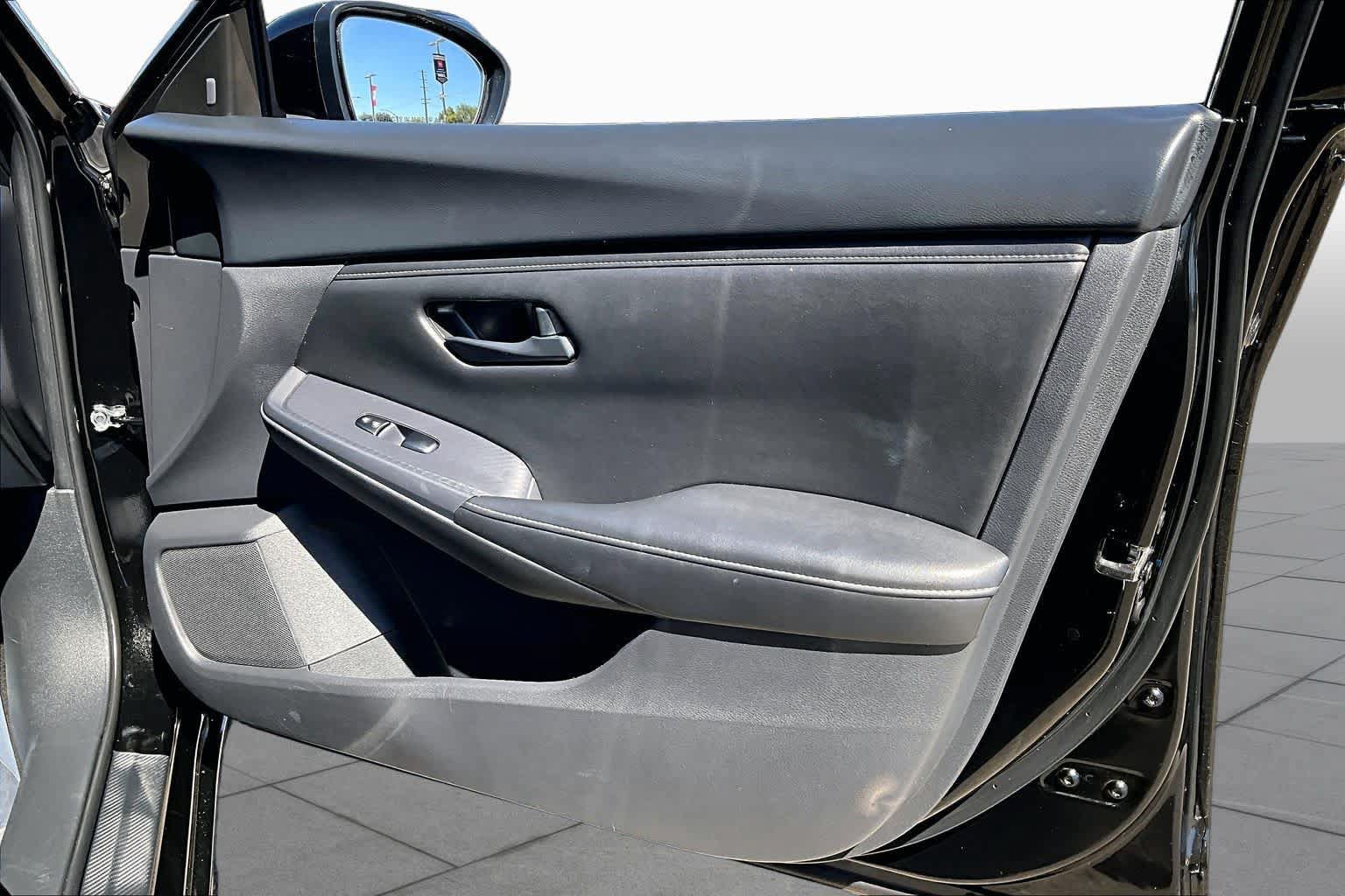 Used 2024 Nissan Sentra S FWD image 22