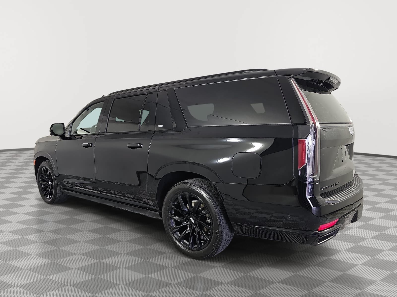 Used 2023 Cadillac Escalade ESV Sport Platinum w/ LPO, ONYX Package AWD/4WD image 6