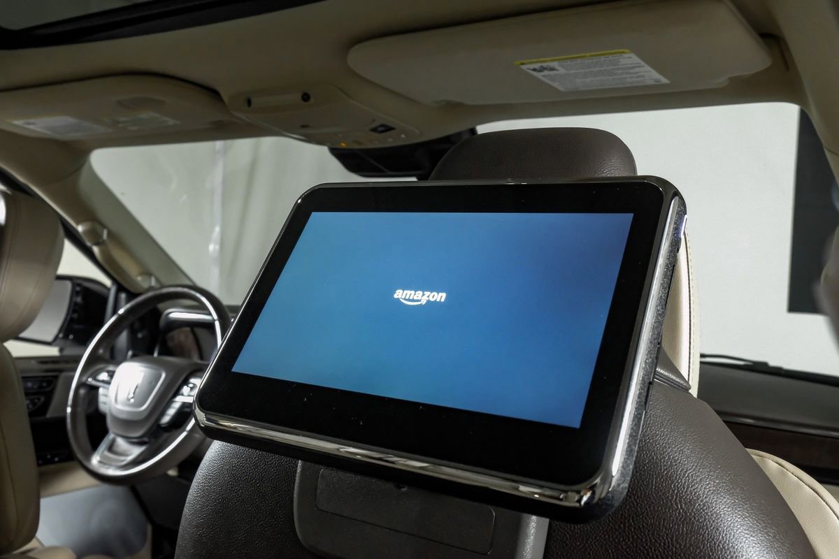 Used 2023 Lincoln Navigator L Reserve AWD/4WD image 31