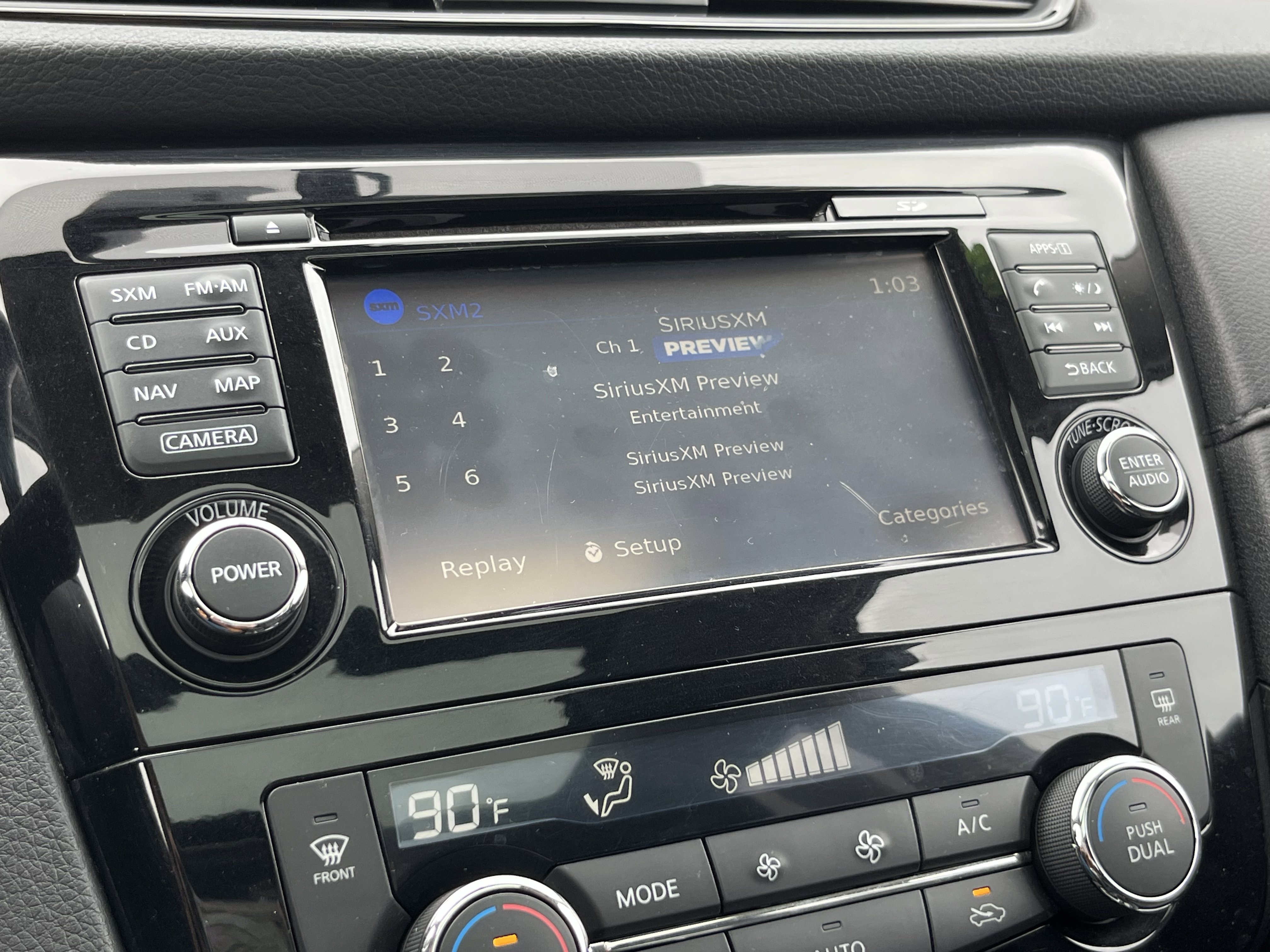 Used 2017 Nissan Rogue SV w/ Sun & Sound Touring Package image 28