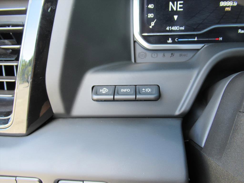 Used 2024 GMC Sierra 2500 AT4 w/ AT4 Premium Plus Package image 28