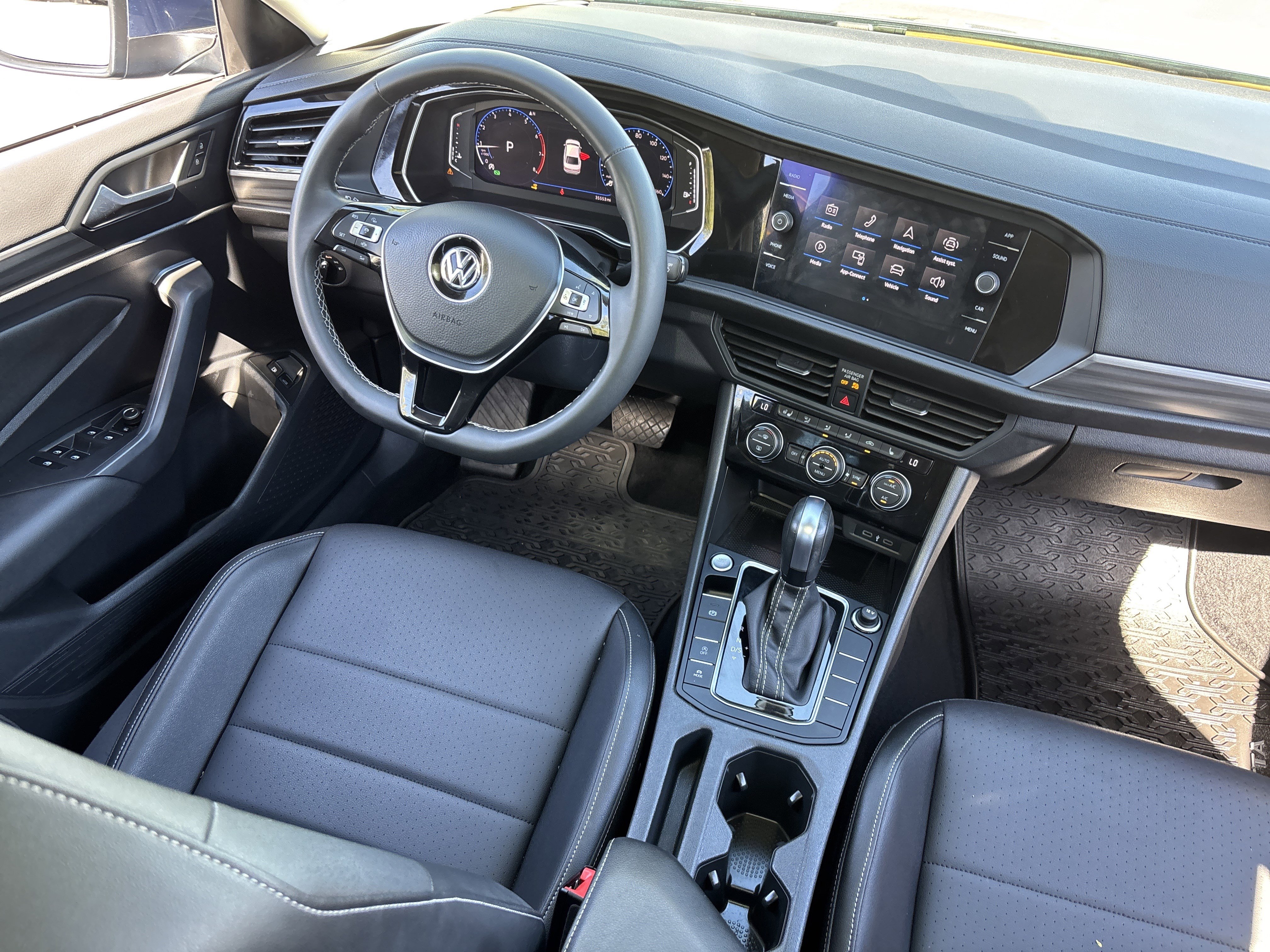 Used 2021 Volkswagen Jetta SEL image 12