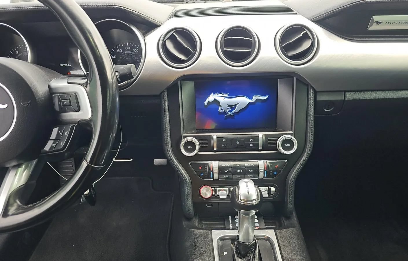 Used 2019 Ford Mustang Premium RWD image 47