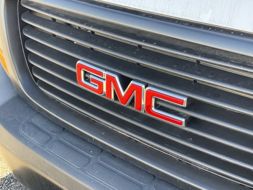 New 2025 GMC Savana 2500 Extended w/ Driver Convenience Package RWD image 30
