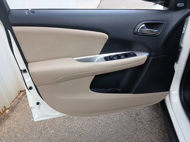 Used 2014 Dodge Journey SXT w/ Flexible Seating Group FWD image 49