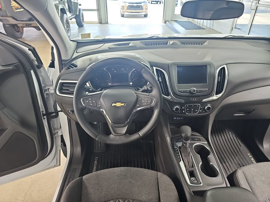 Certified 2024 Chevrolet Equinox LT FWD image 21