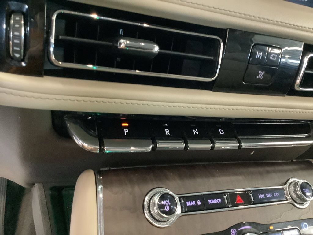 Used 2020 Lincoln Aviator Reserve w/ Equipment Group 201A AWD/4WD image 24