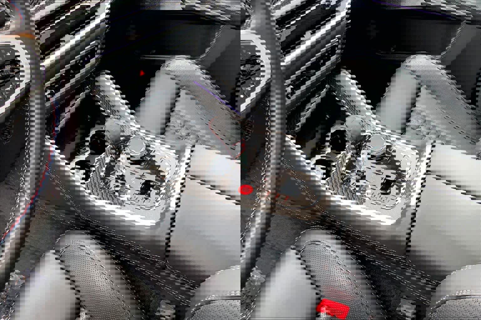 Used 2025 BMW X5 M Competition w/ Executive Package image 16