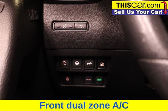 Used 2019 Nissan Rogue SL w/ Premium Package image 14