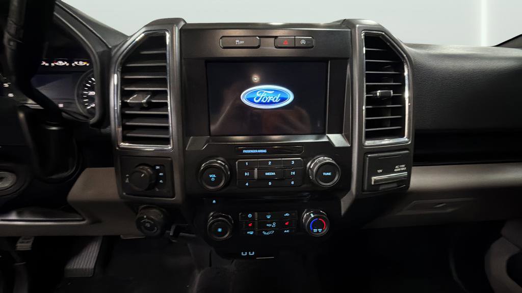 Used 2017 Ford F150 XLT w/ Equipment Group 302A Luxury image 10