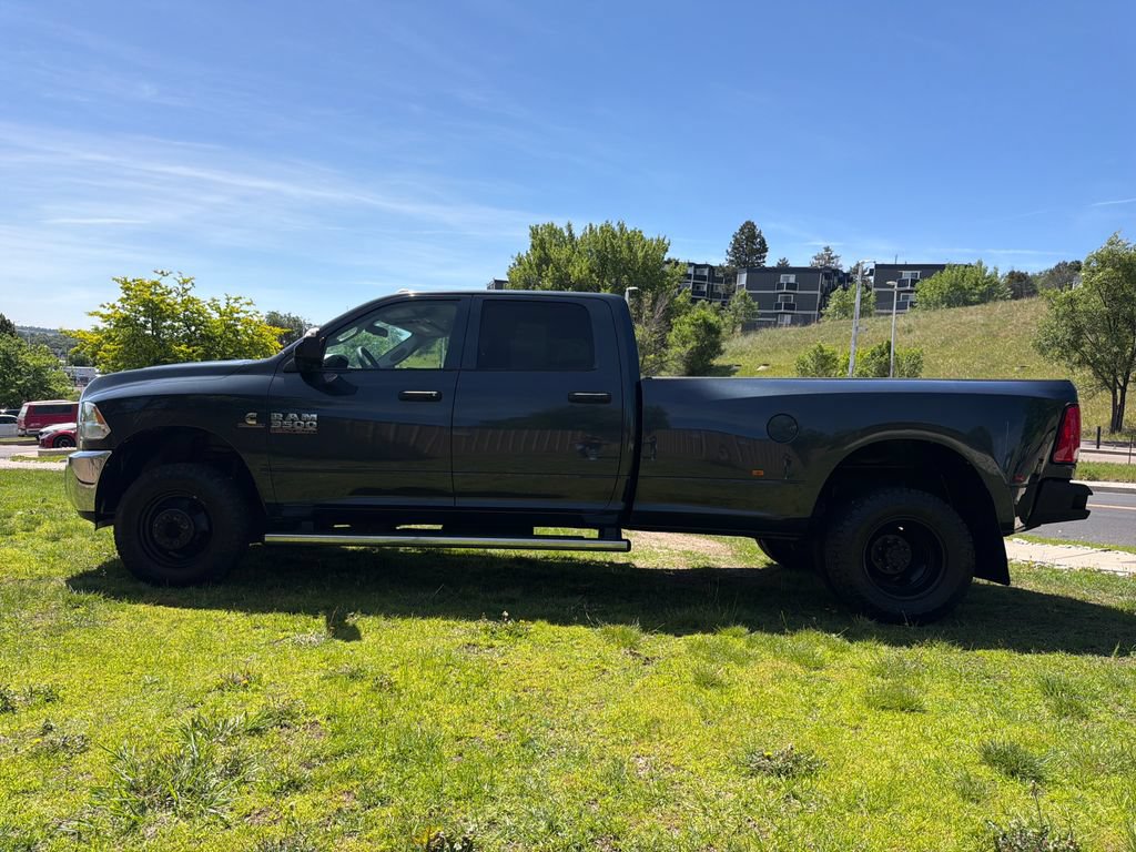 Used 2018 RAM 3500 Tradesman w/ Chrome Appearance Group AWD/4WD image 5