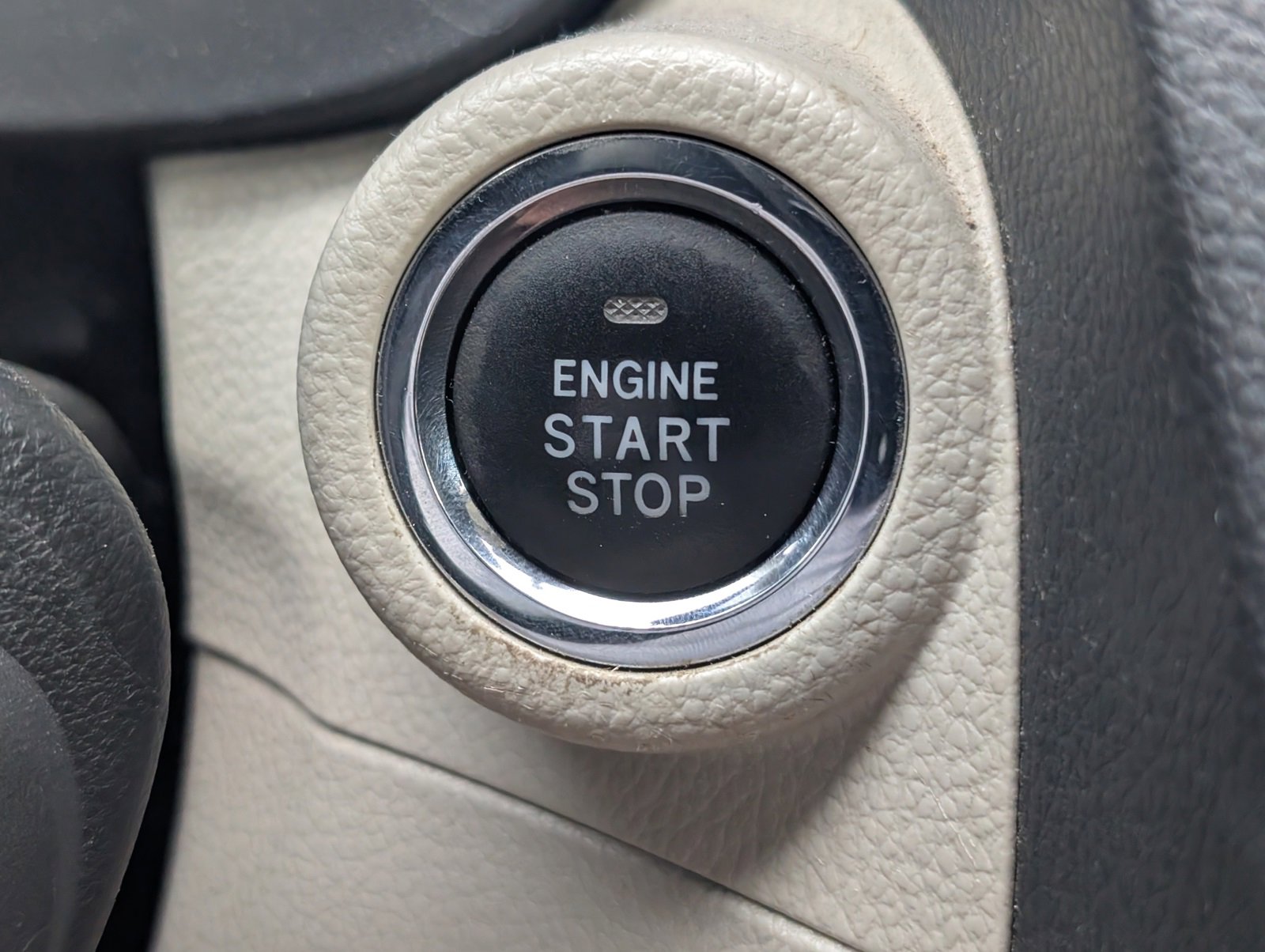 Used 2015 Subaru Crosstrek 2.0i Limited image 9