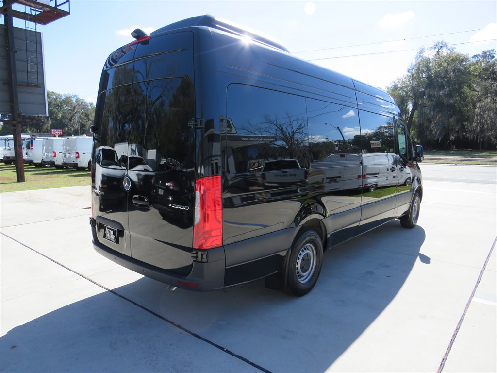 Used 2025 Mercedes-Benz Sprinter 2500 image 22