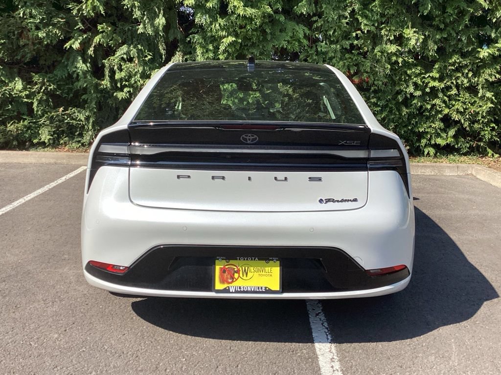 Used 2024 Toyota Prius Prime FWD image 22