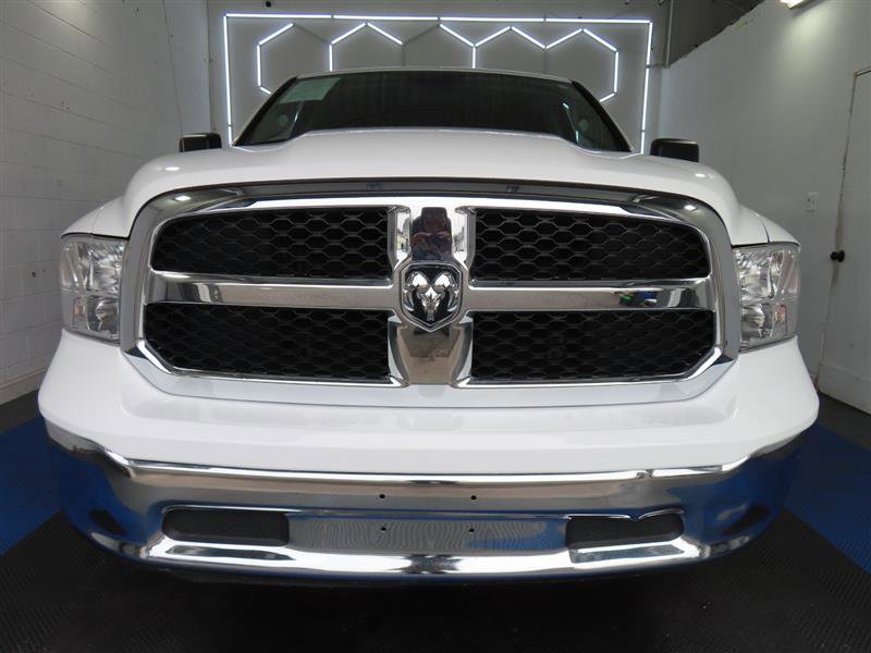 Used 2024 RAM 1500 Classic SLT AWD/4WD image 3