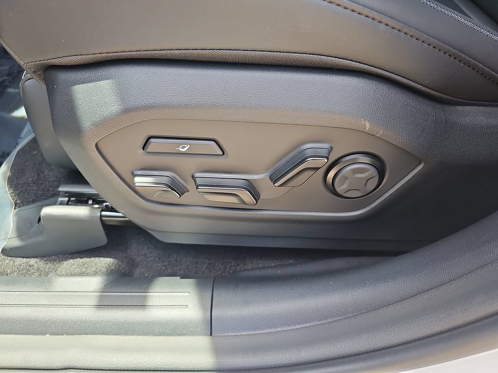 New 2026 Hyundai Santa Fe Calligraphy AWD/4WD image 30