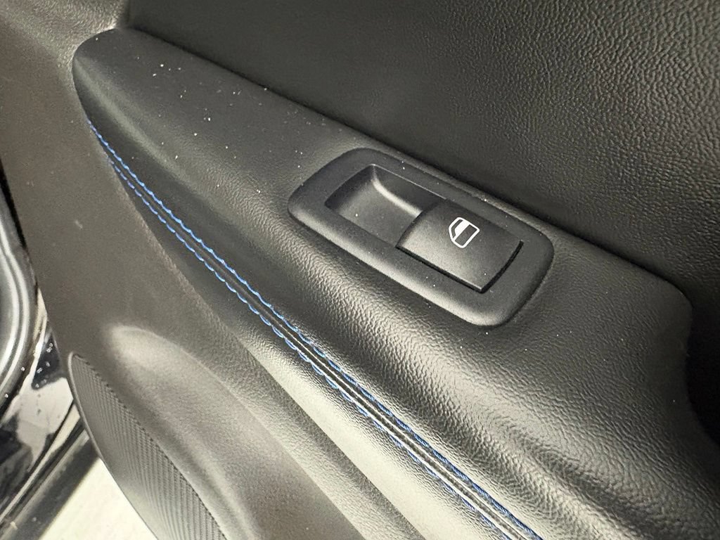 Used 2019 Jeep Grand Cherokee Laredo RWD image 20