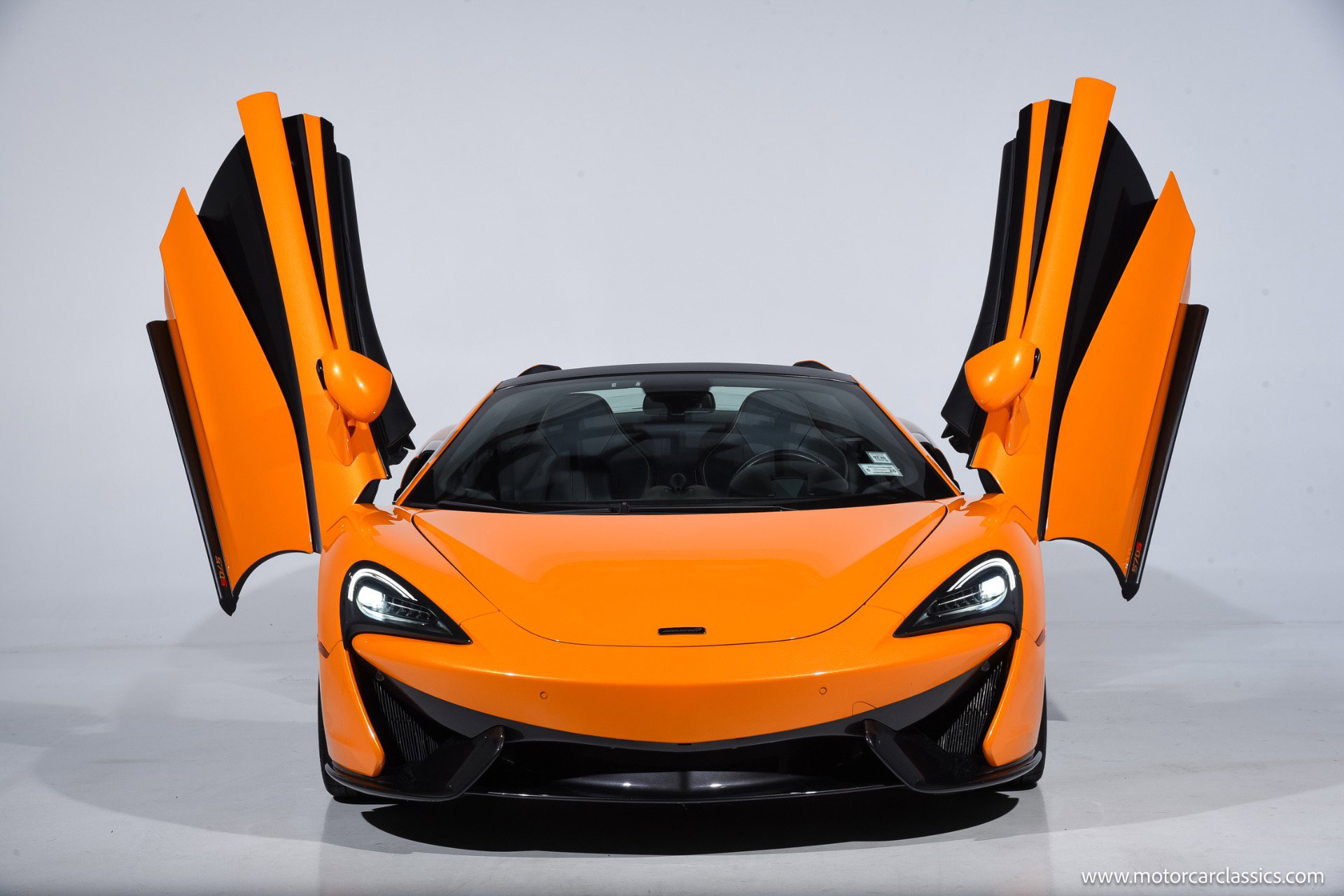 Used 2020 McLaren 570S Spider image 4