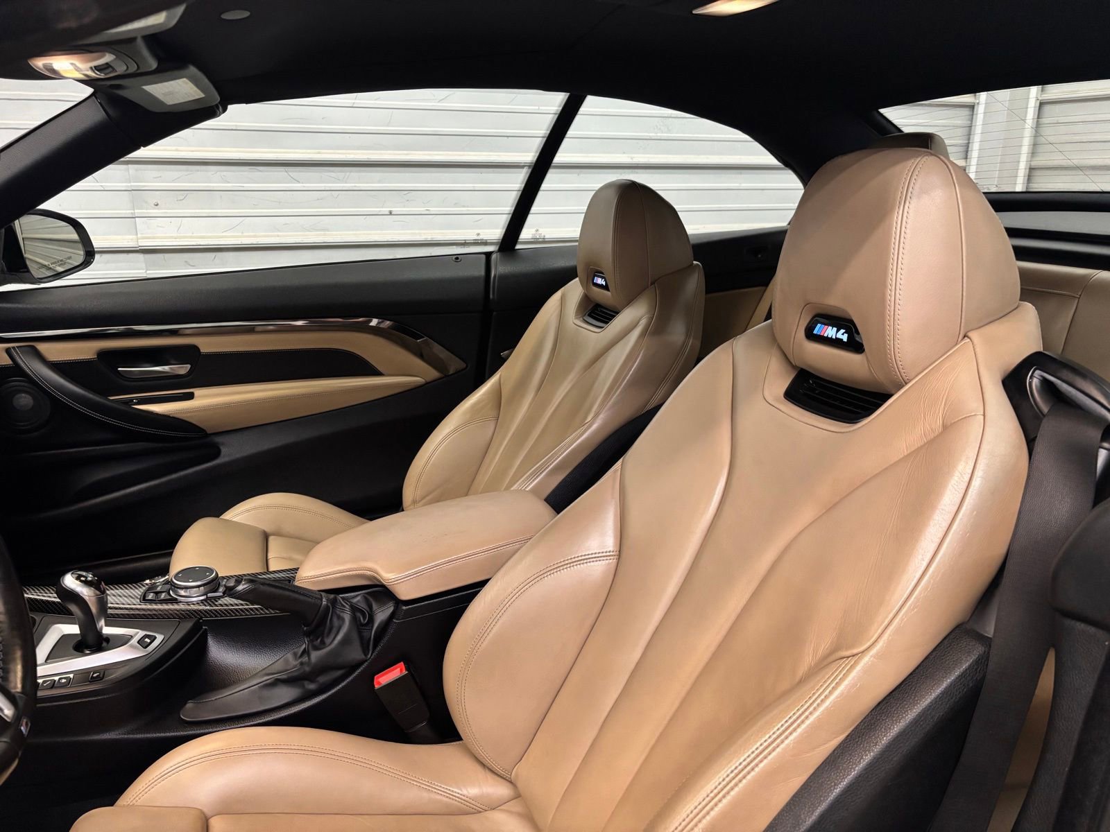 Used 2016 BMW M4 Convertible image 12