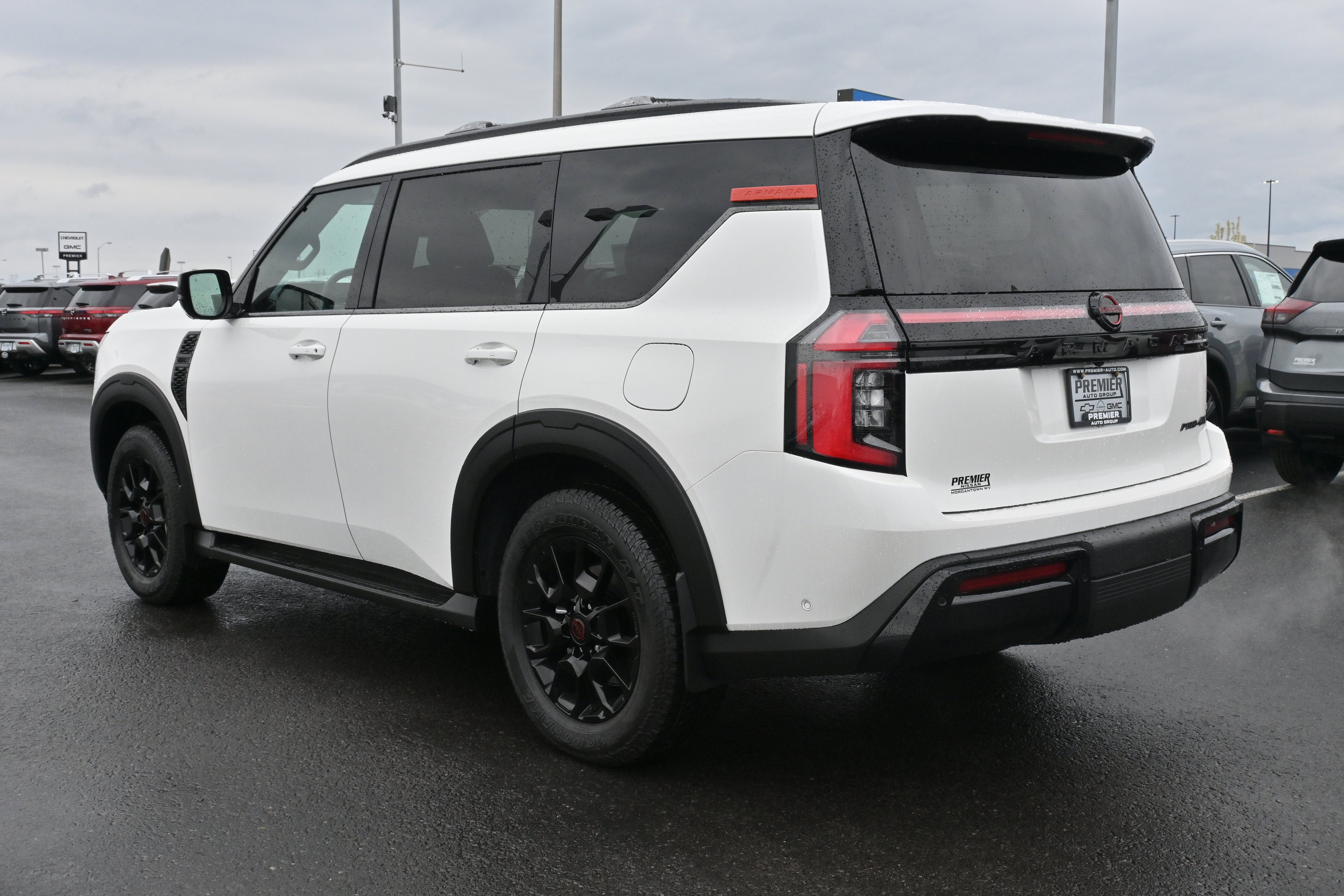 New 2025 Nissan Armada PRO-4X AWD/4WD image 6