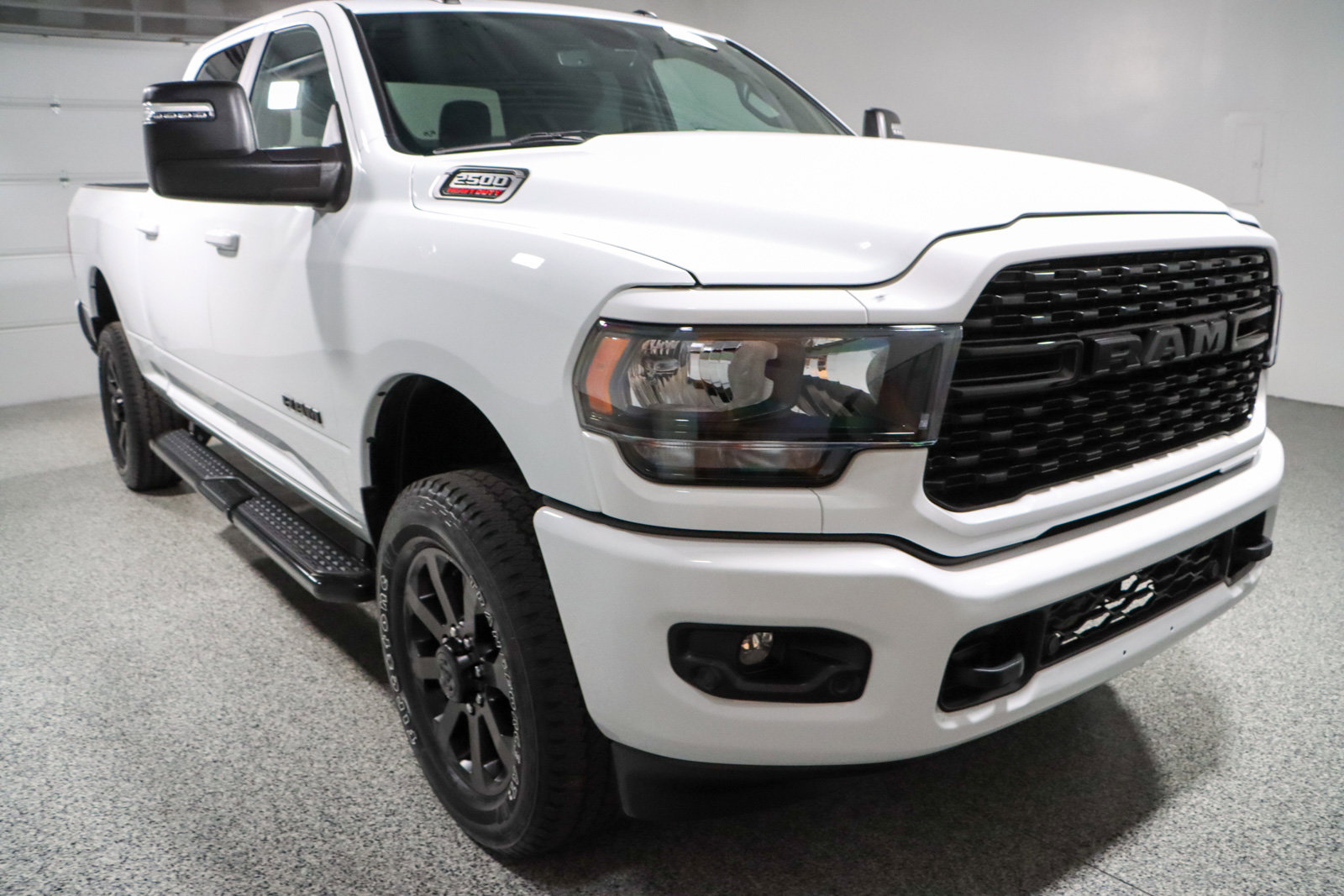 Used 2024 RAM 2500 Big Horn w/ Night Edition image 5