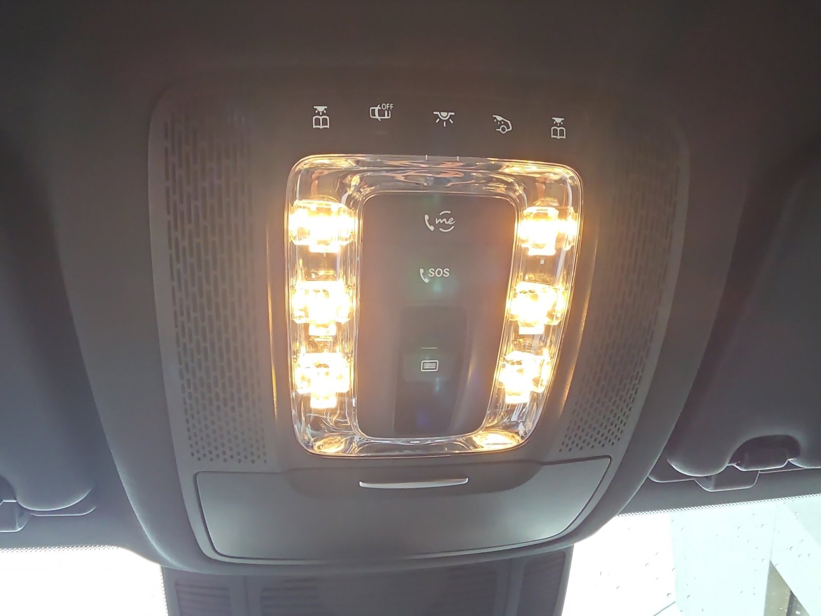 Used 2021 Mercedes-Benz GLS 450 4MATIC image 23