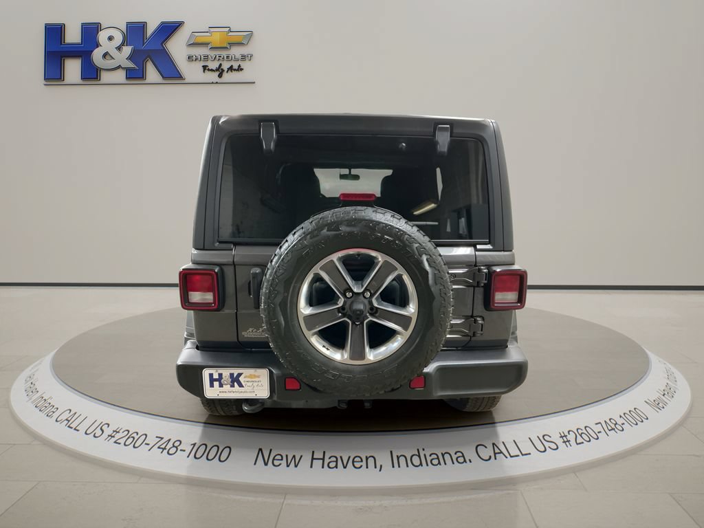 Used 2021 Jeep Wrangler Unlimited Sahara w/ Cold Weather Group AWD/4WD image 5