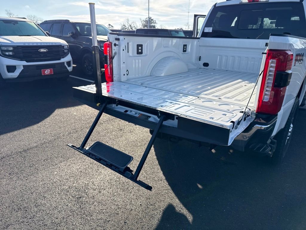 New 2025 Ford F350 King Ranch w/ Chrome Package image 66