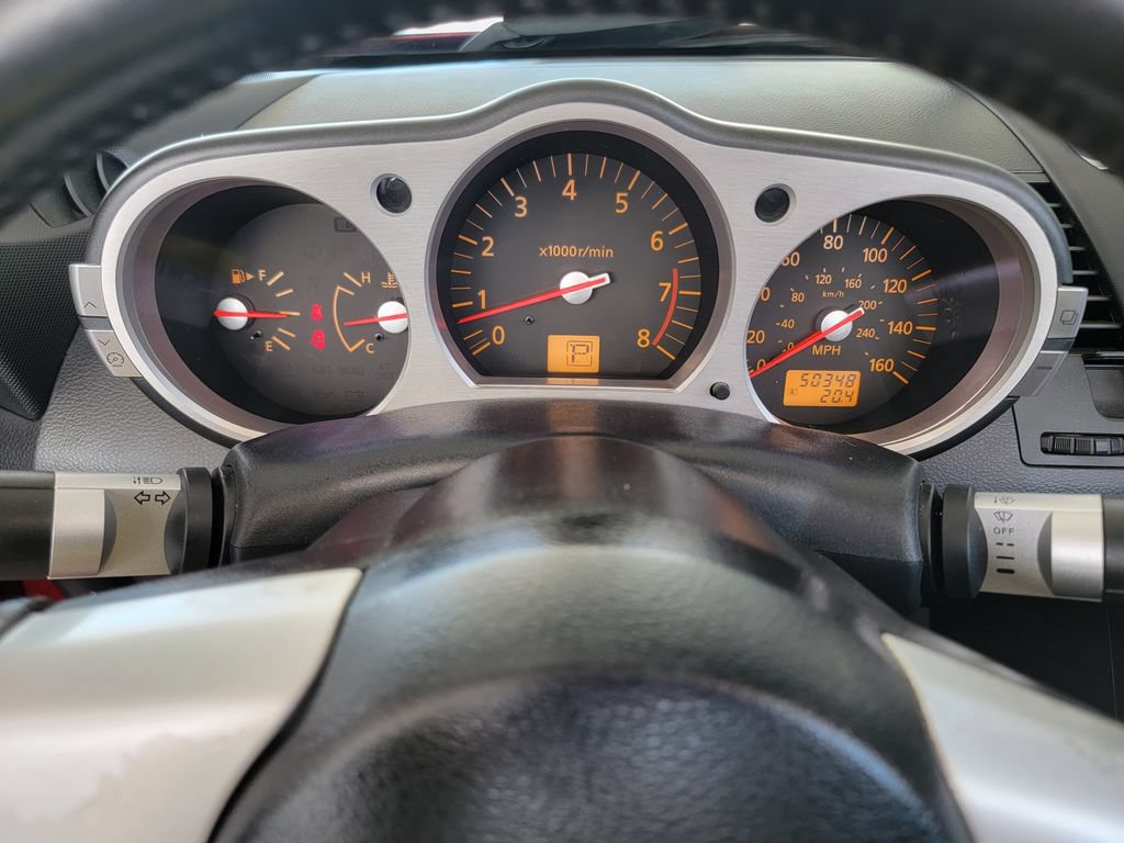 Used 2005 Nissan 350Z Touring RWD image 24