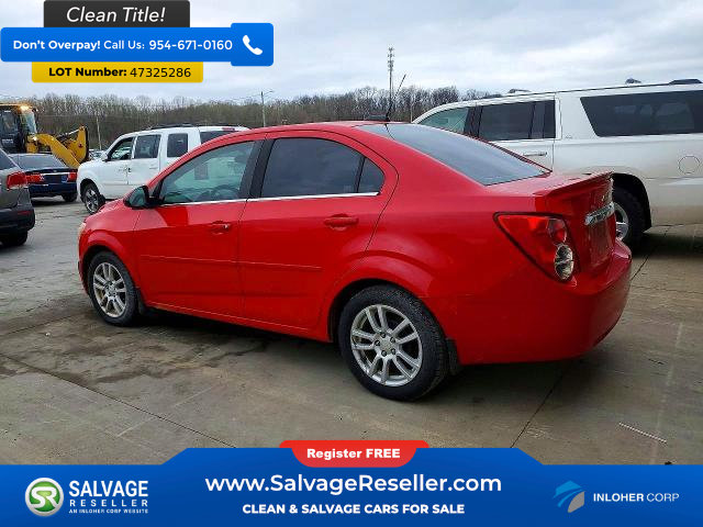 Used 2015 Chevrolet Sonic LT w/ Wheels and Fog Lamp Package FWD image 3