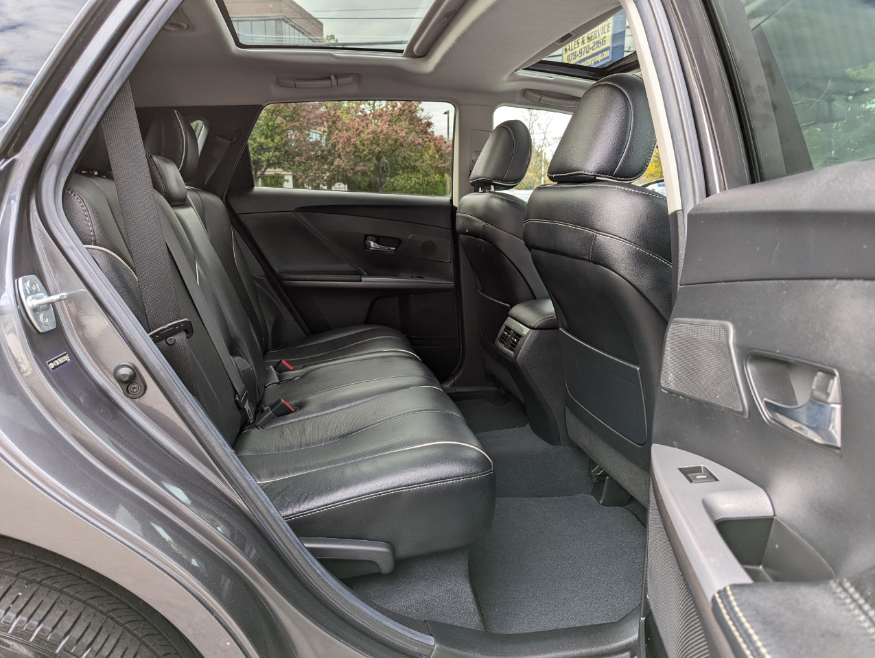 Used 2014 Toyota Venza Limited image 38