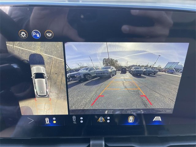 New 2026 Chevrolet Equinox ACTIV w/ Convenience Package III image 17