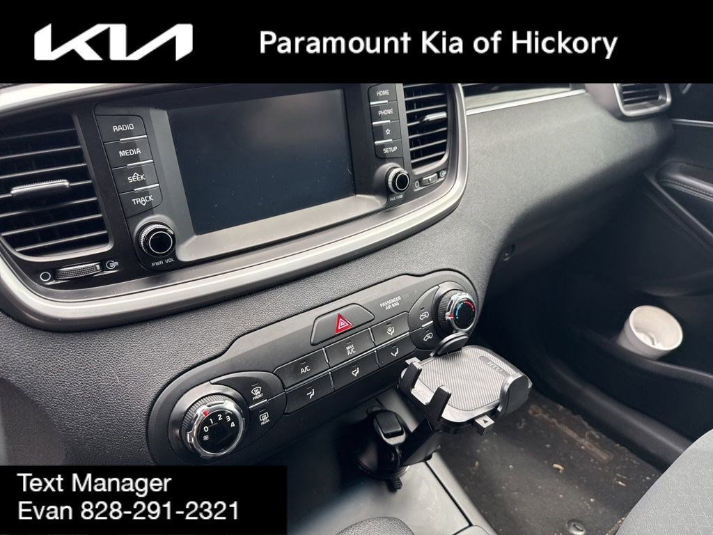 Used 2020 Kia Sorento L FWD image 8