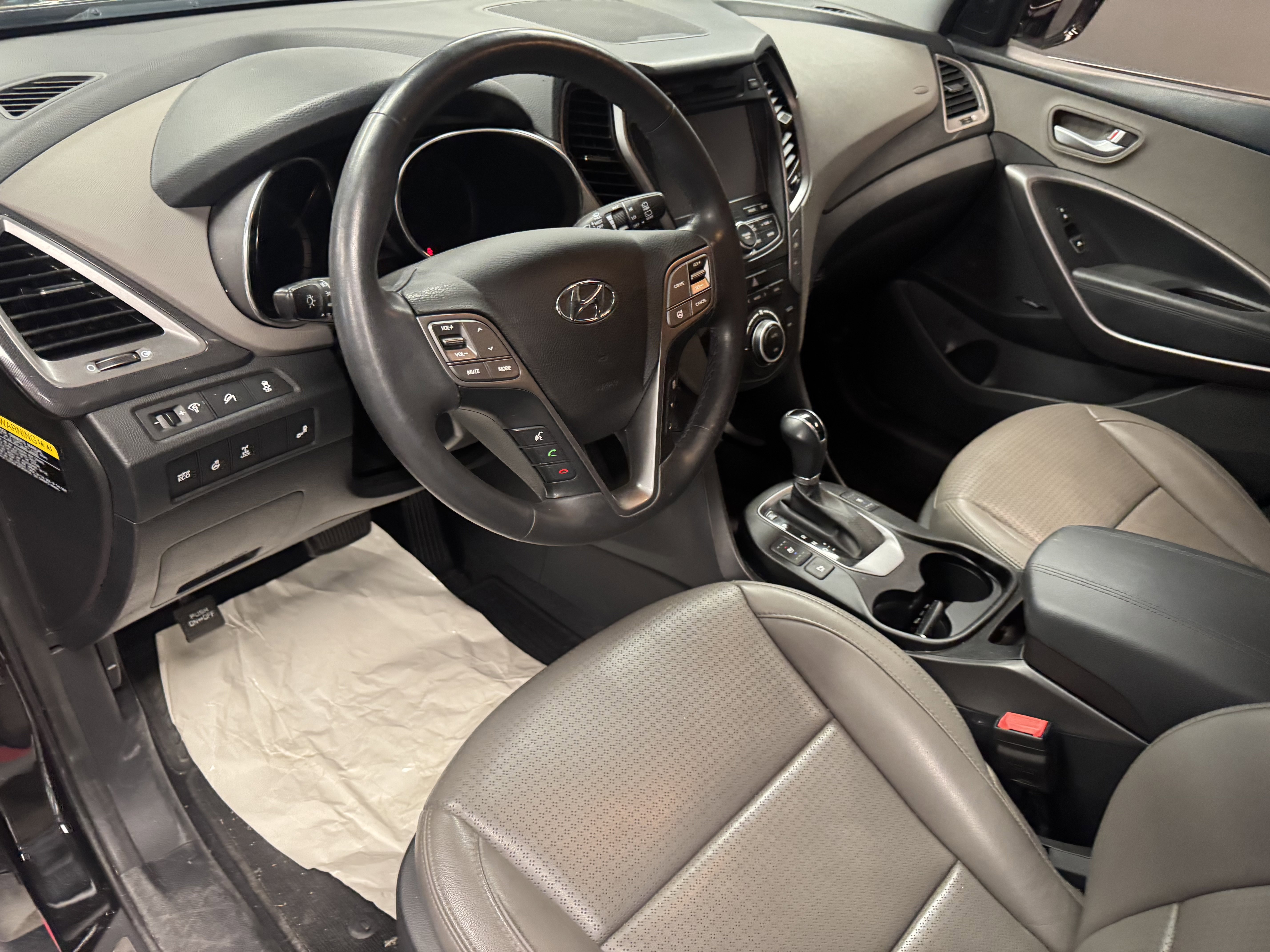 Used 2015 Hyundai Santa Fe Sport 2.0T w/ Option Group 05 image 9