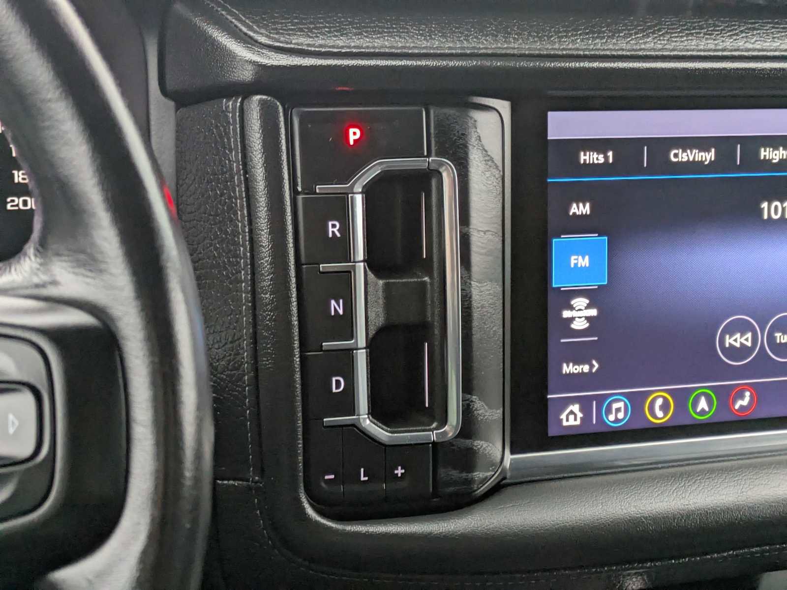 Used 2021 GMC Yukon XL Denali w/ Denali Premium Package image 35