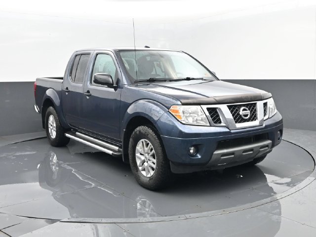 Used 2017 Nissan Frontier SV w/ SV Value Truck Package AWD/4WD image 3
