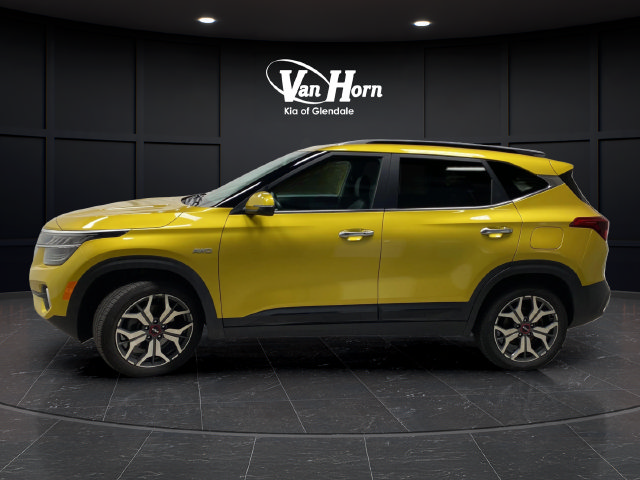 Used 2023 Kia Seltos SX w/ SX Sunroof Package AWD/4WD image 4