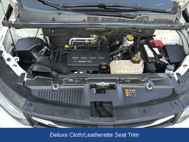 Certified 2020 Chevrolet Trax LT w/ LT Convenience Package FWD image 28