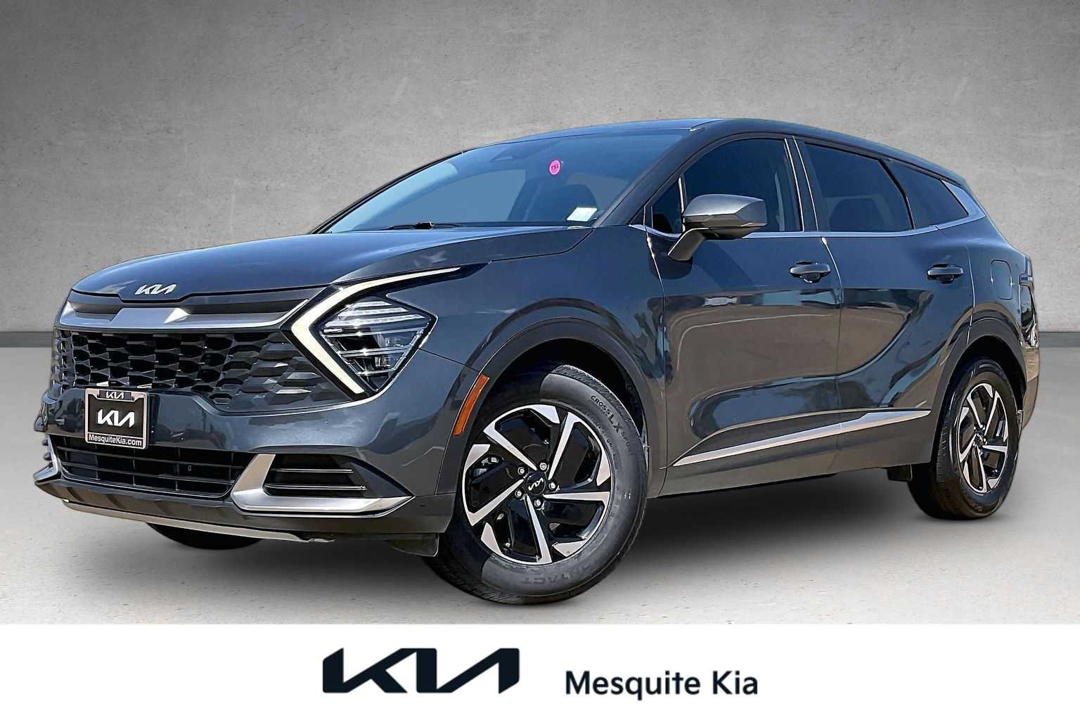 Certified 2025 Kia Sportage LX FWD image 1