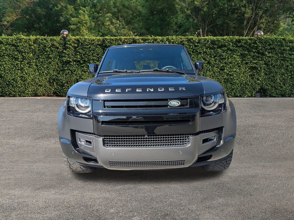 Used 2023 Land Rover Defender 110 V8 image 9