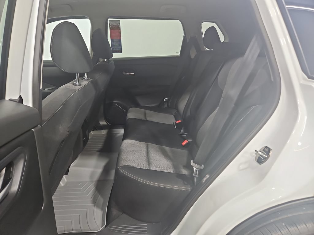Used 2024 Nissan Rogue SV FWD image 24