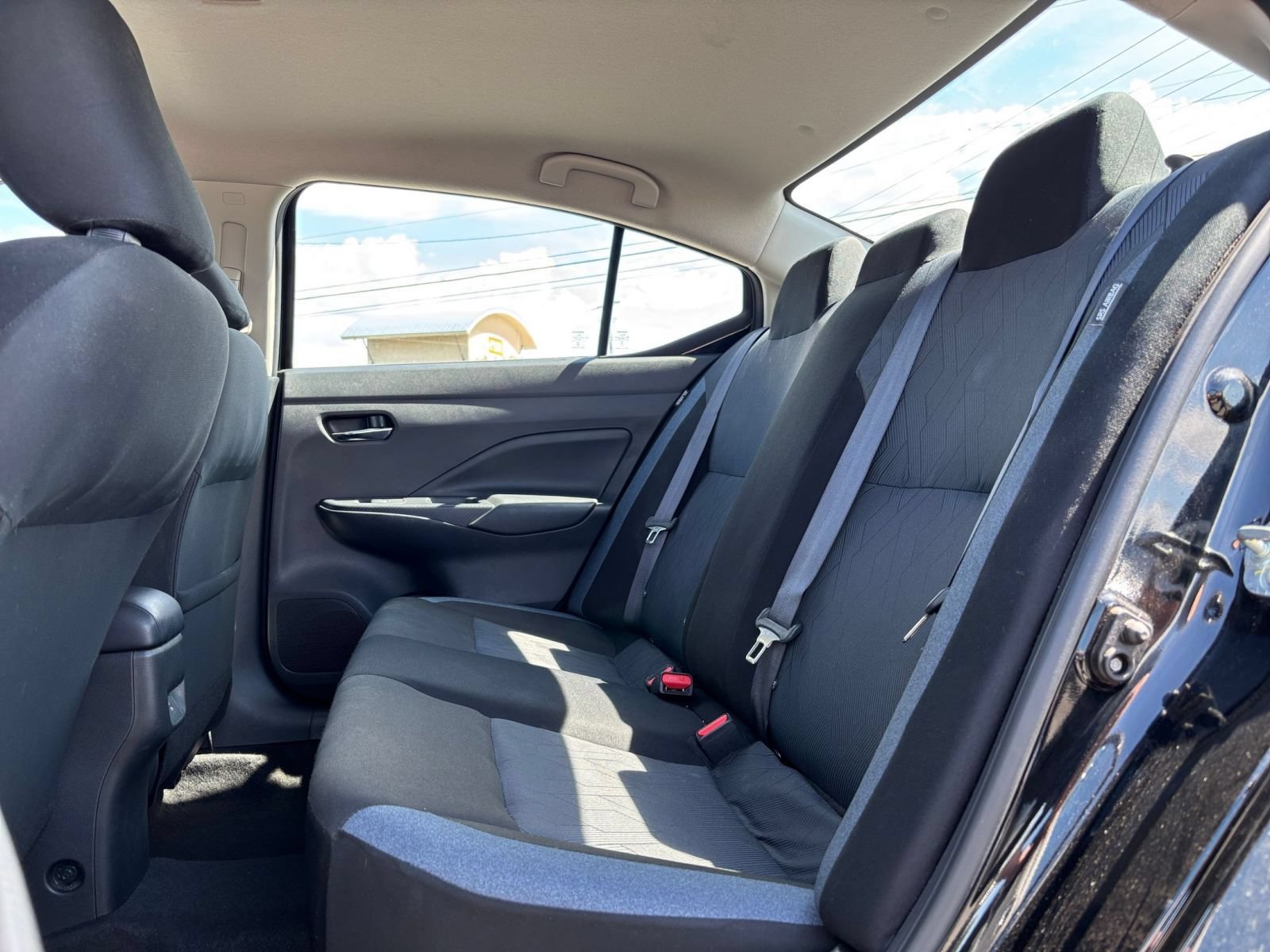 Used 2025 Nissan Versa SV FWD image 22