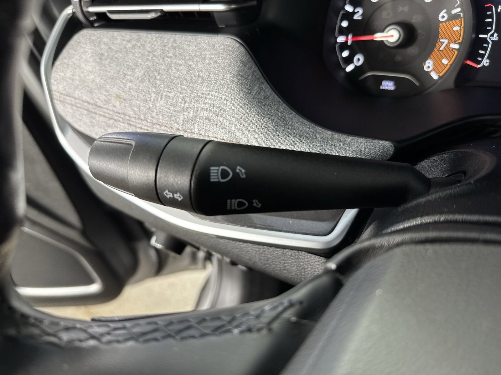 Used 2022 Jeep Compass Latitude image 15