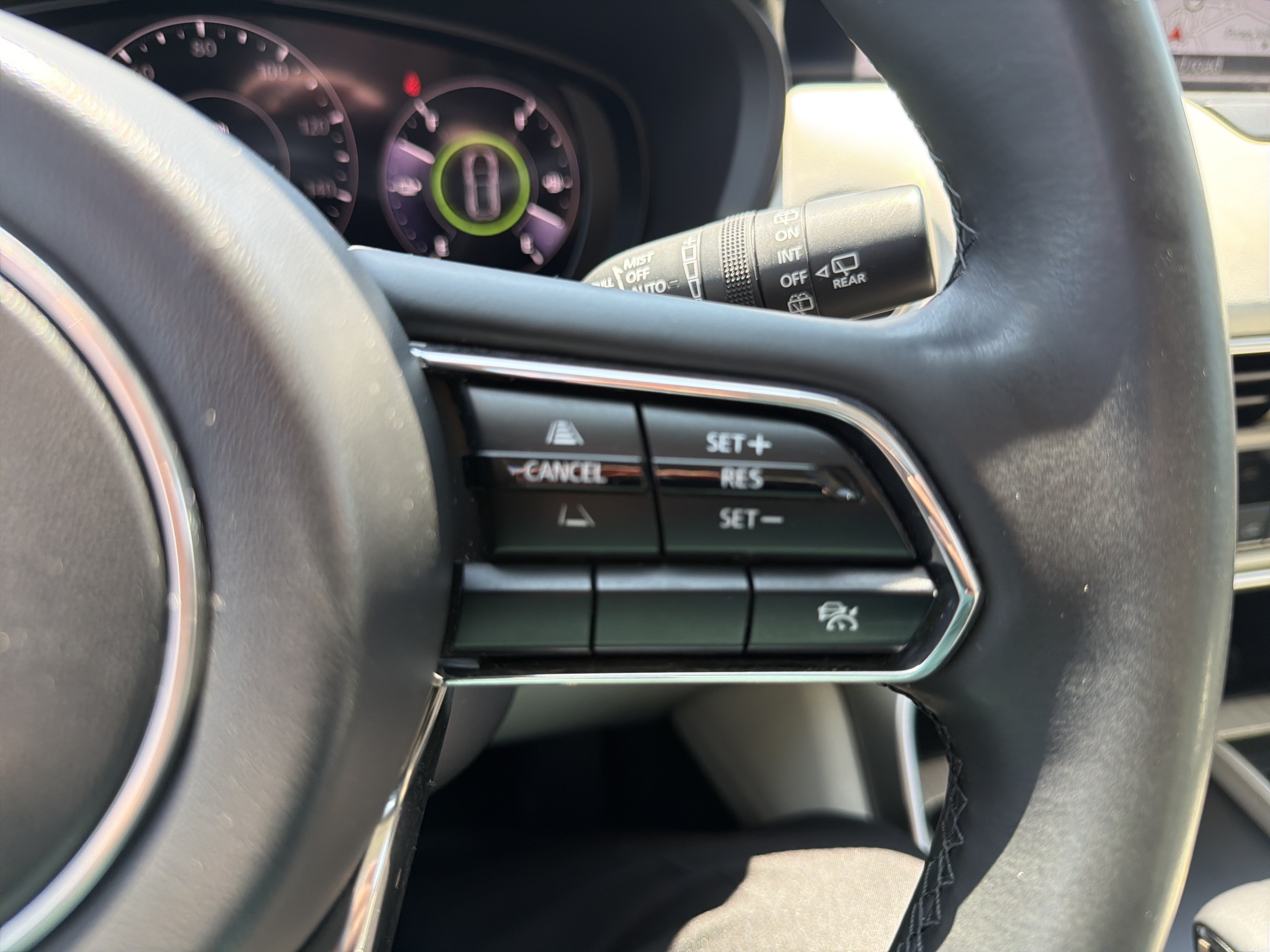Certified 2024 MAZDA CX-90 Plug-In Hybrid w/ Premium Plus AWD/4WD image 31