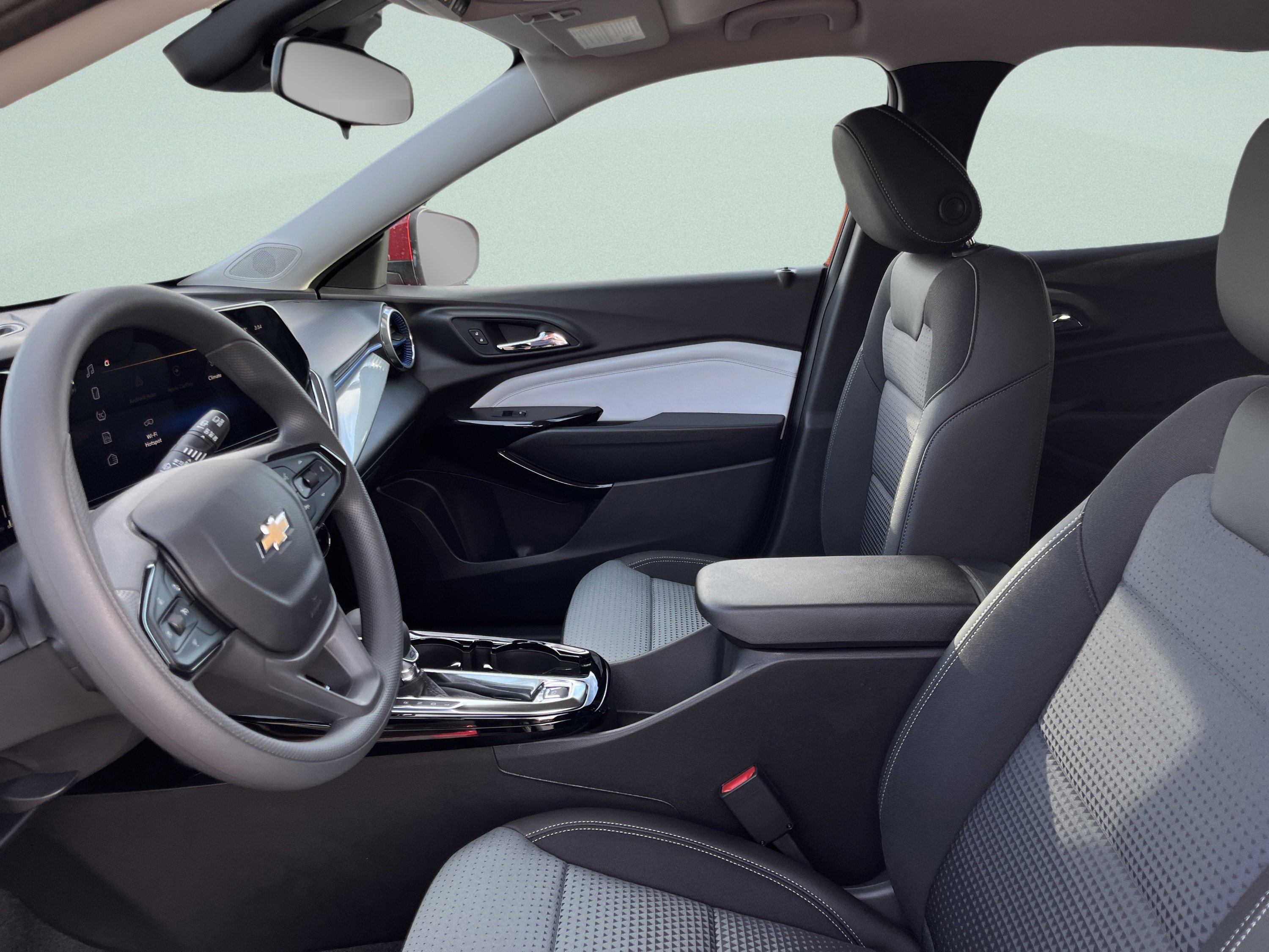 New 2026 Chevrolet Trax LT image 14