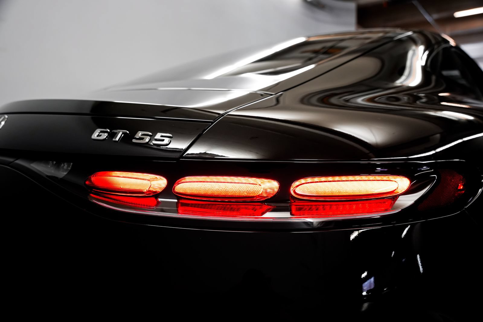 Used 2025 Mercedes-Benz AMG GT 55 image 32