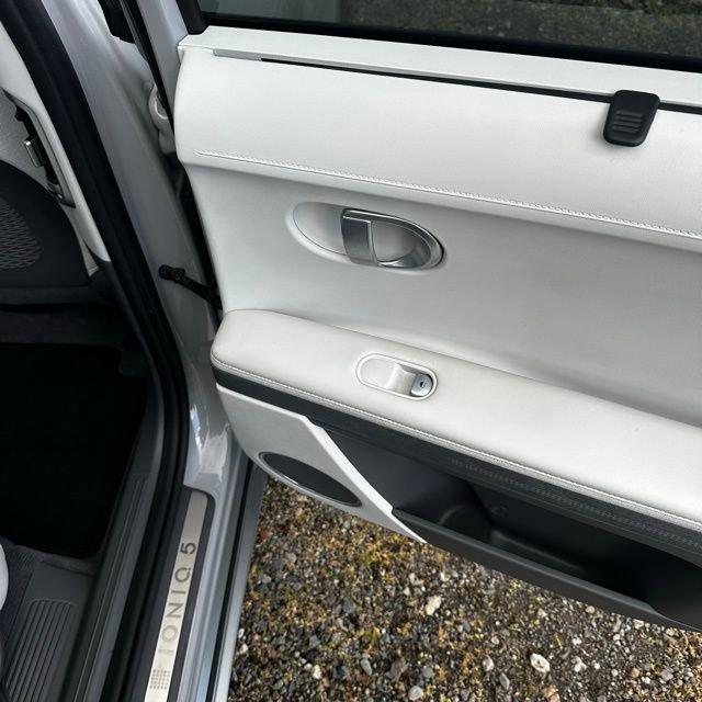 Certified 2023 Hyundai Ioniq 5 Limited AWD/4WD image 18