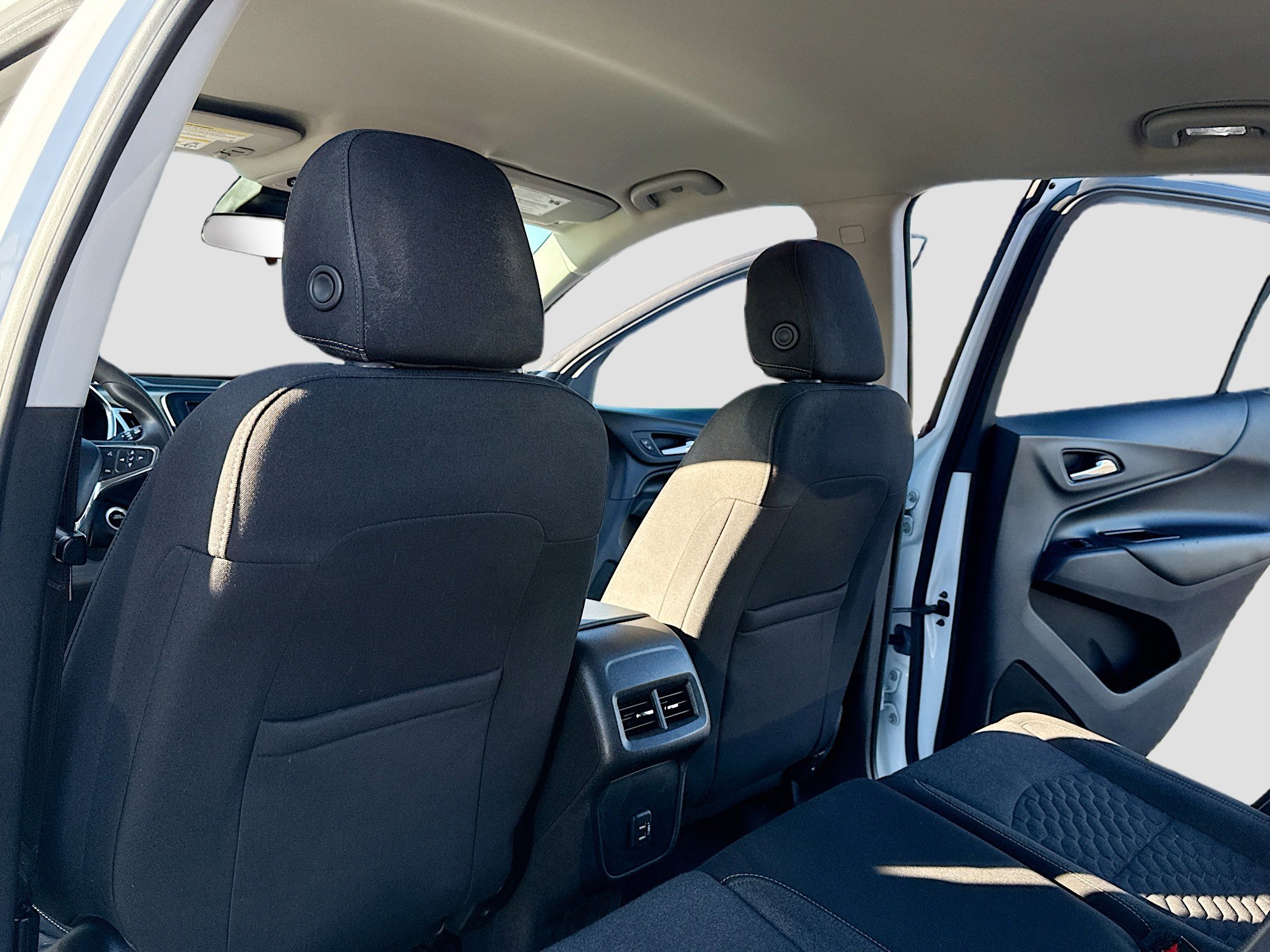 Used 2021 Chevrolet Equinox LT image 6